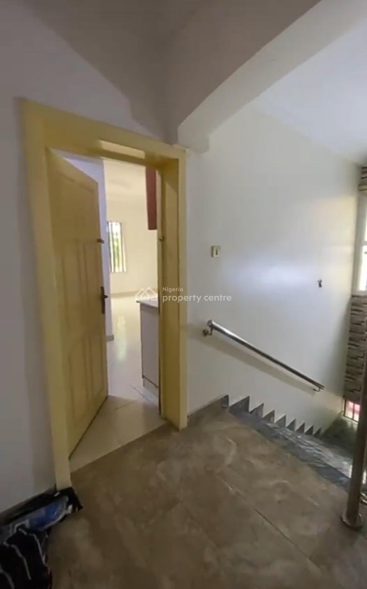 Upstairs Studio Apartment with Private Kitchen{ Video}, Bera Estate Chevron, Lekki, Lagos, Self Contain (single Rooms) for Rent