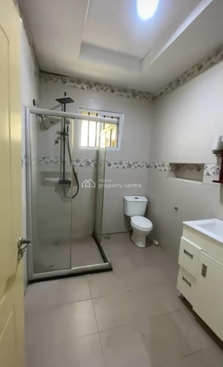 Upstairs Studio Apartment with Private Kitchen{ Video}, Bera Estate Chevron, Lekki, Lagos, Self Contain (single Rooms) for Rent