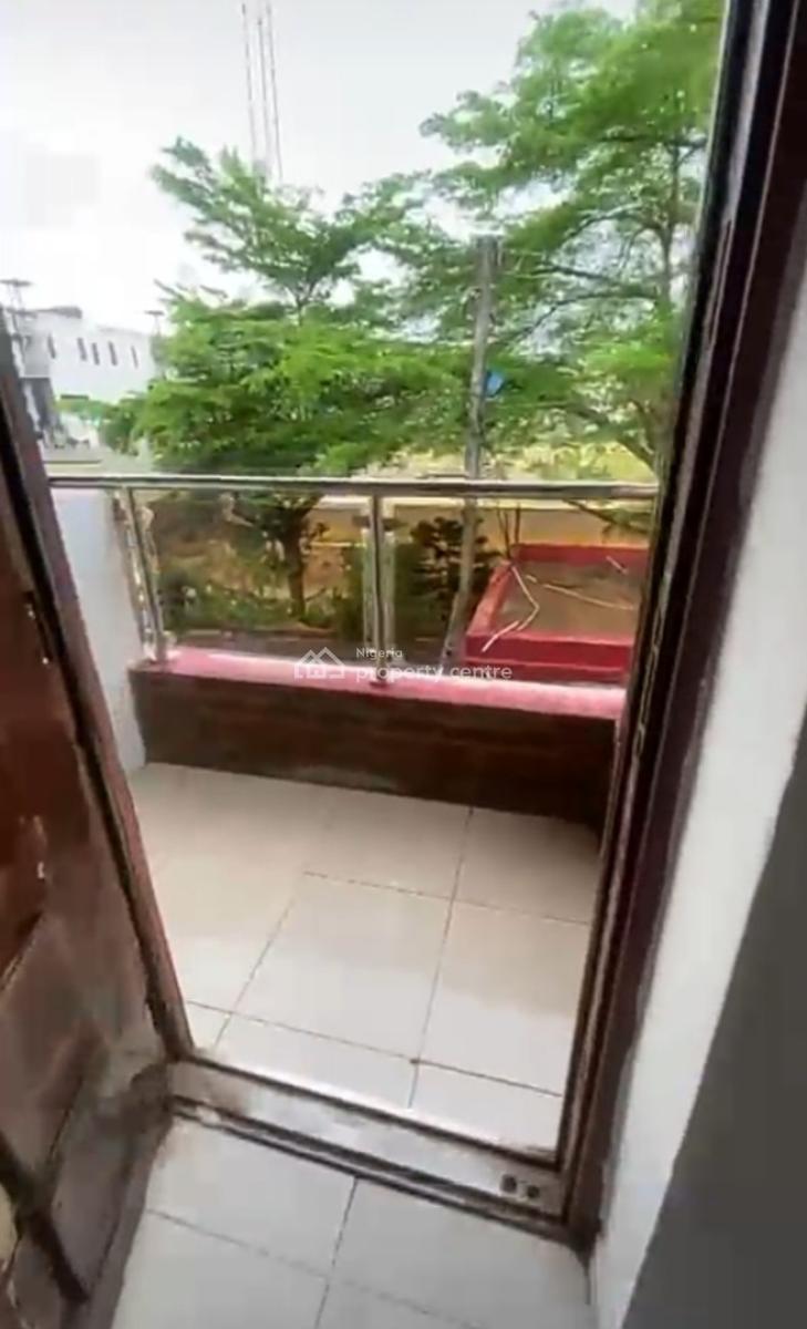 Upstairs Studio Apartment with Private Kitchen{ Video}, Bera Estate Chevron, Lekki, Lagos, Self Contain (single Rooms) for Rent