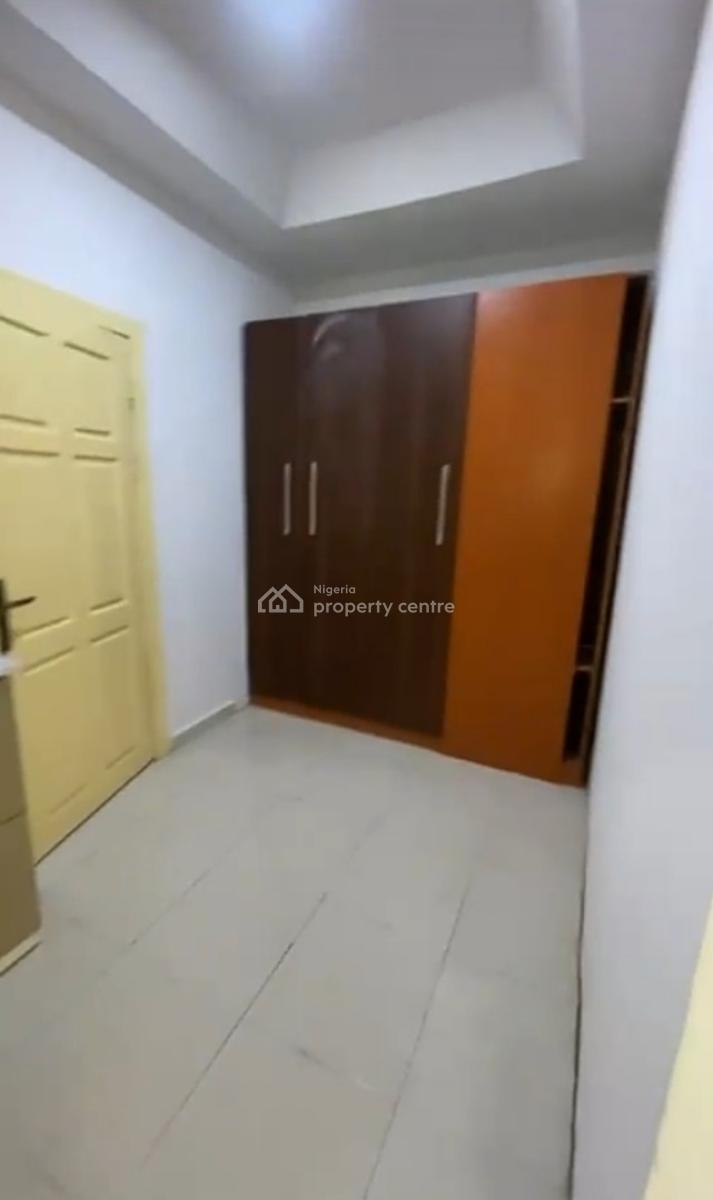 Upstairs Studio Apartment with Private Kitchen{ Video}, Bera Estate Chevron, Lekki, Lagos, Self Contain (single Rooms) for Rent