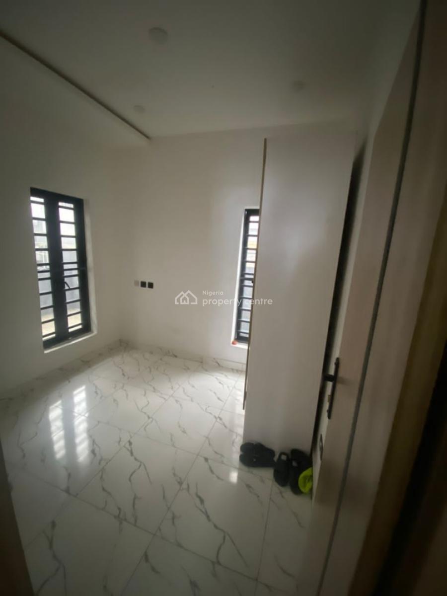 a Luxury 4 Bedroom Duplex and Bq with Excellent Facilities, Ologolo, Lekki, Lagos, Semi-detached Duplex for Rent