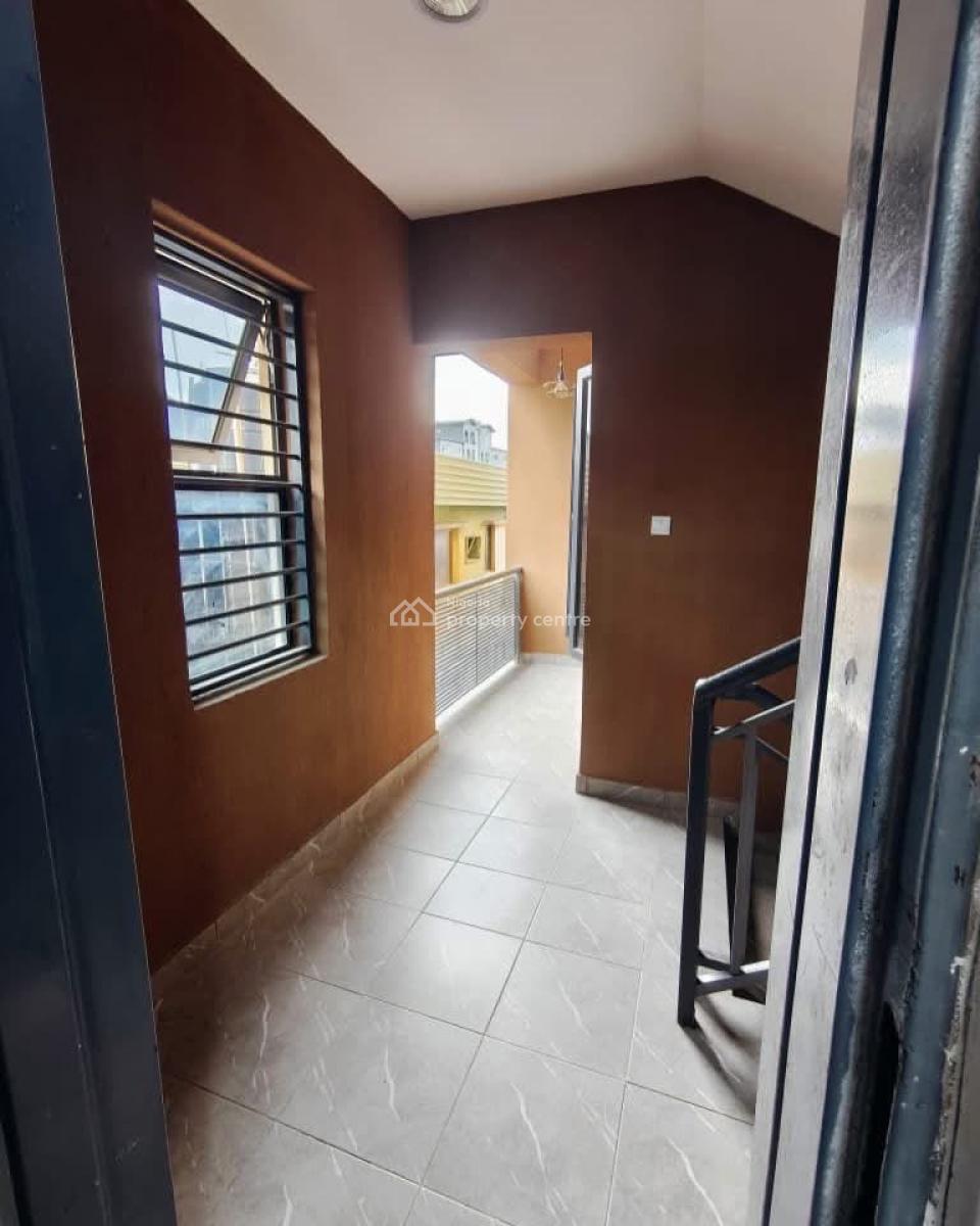 Beautifully Designed 2bedroom Apartment, Yaba, Lagos, Flat / Apartment for Sale