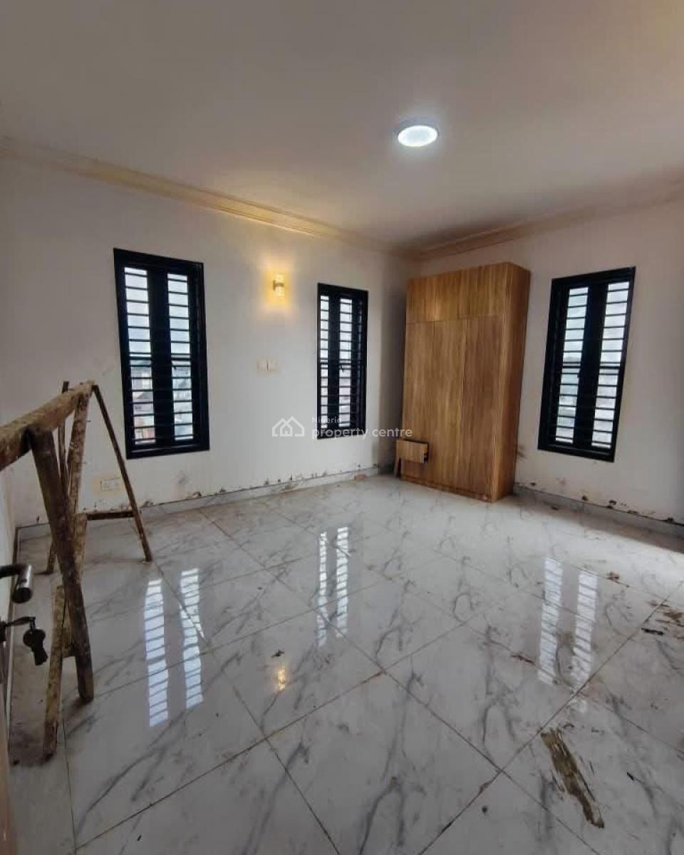 Beautifully Designed 2bedroom Apartment, Yaba, Lagos, Flat / Apartment for Sale