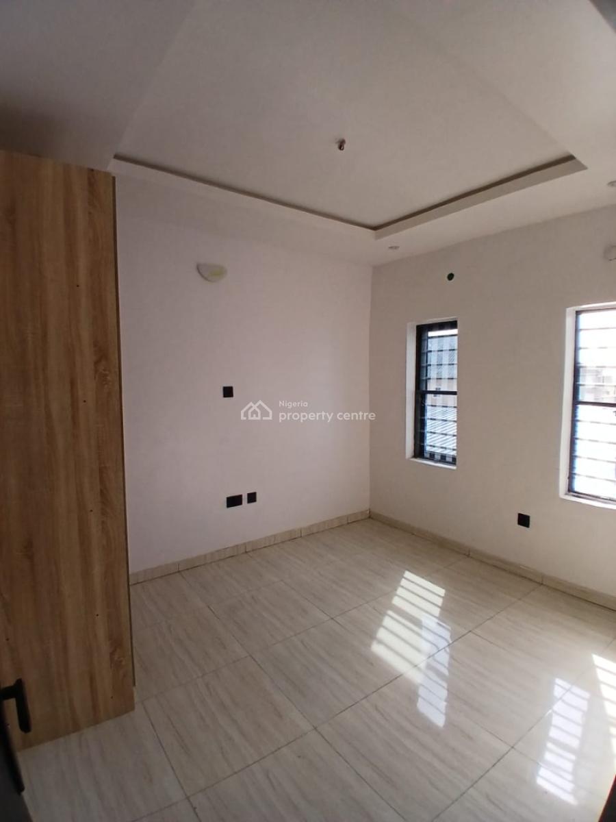 Clean Two Bedroom Apartment, Seaside Estate, Badore, Ajah, Lagos, Flat / Apartment for Rent