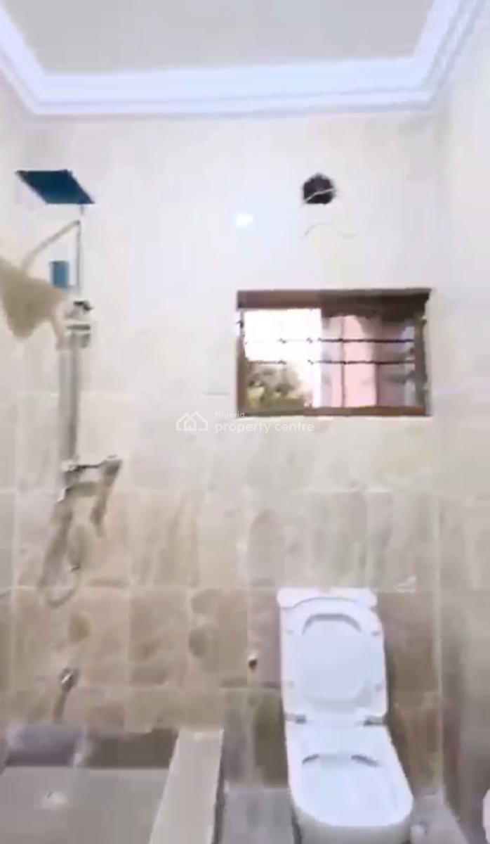 Standard Renovated 3 Bedroom Apartment, Gwarinpa, Abuja, Flat / Apartment for Rent