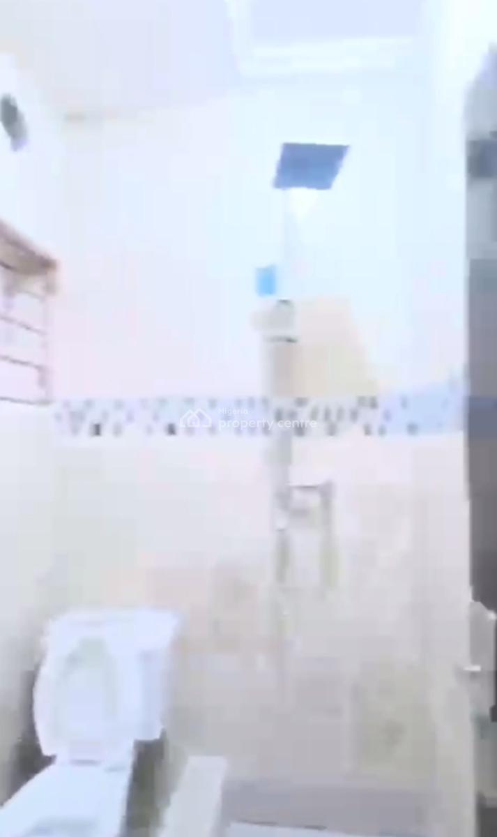 Standard Renovated 3 Bedroom Apartment, Gwarinpa, Abuja, Flat / Apartment for Rent