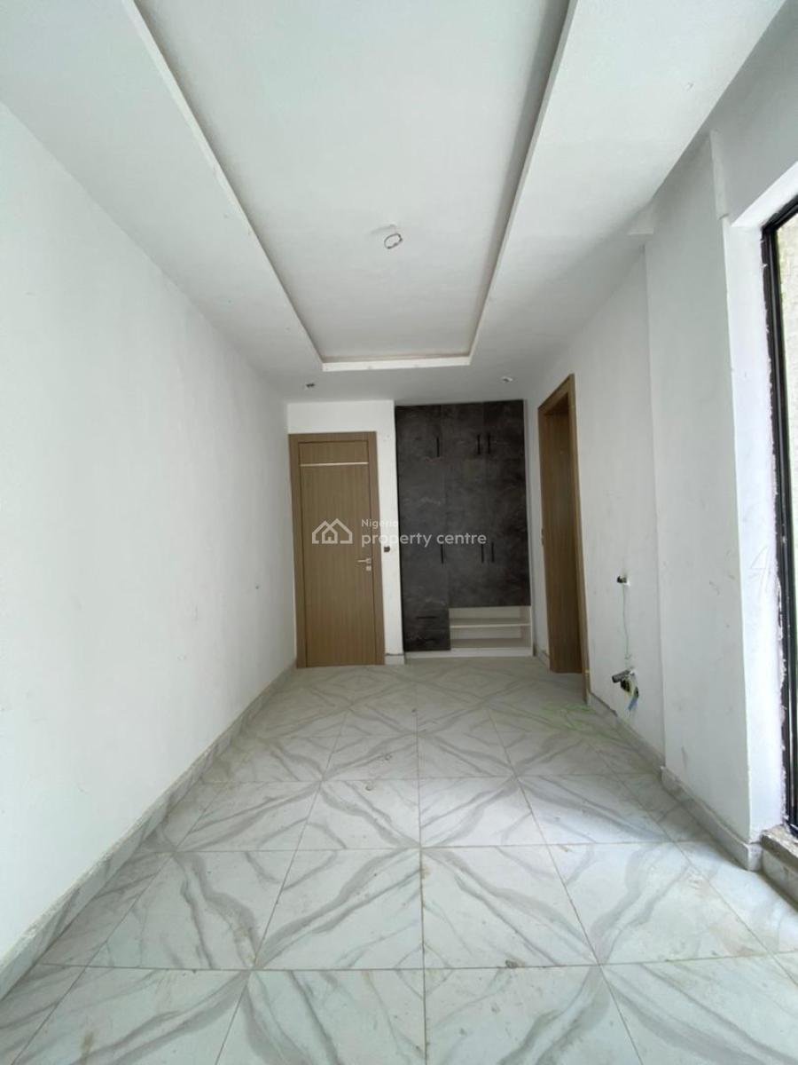 Nicely Built 3 Bedroom Apartment with Pool, Elevator, Gym, Lekki Phase 1, Lekki, Lagos, Flat / Apartment for Sale