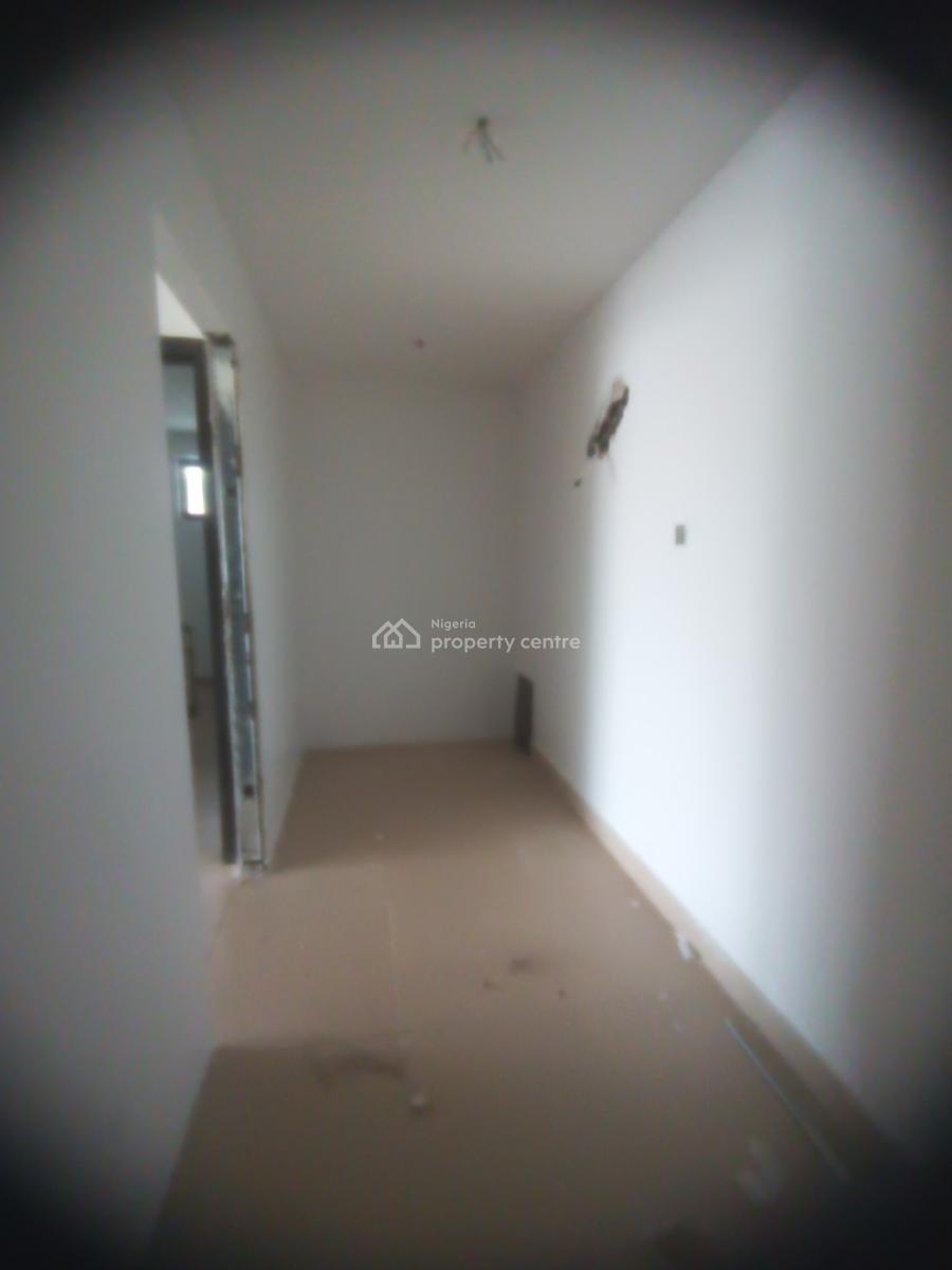97sqm Open Plan Mall Space, Admiralty Way, Lekki Phase 1, Lekki, Lagos, Plaza / Complex / Mall for Rent