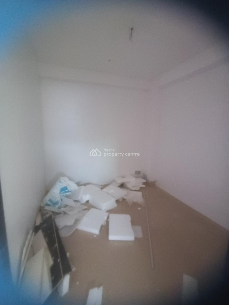 97sqm Open Plan Mall Space, Admiralty Way, Lekki Phase 1, Lekki, Lagos, Plaza / Complex / Mall for Rent