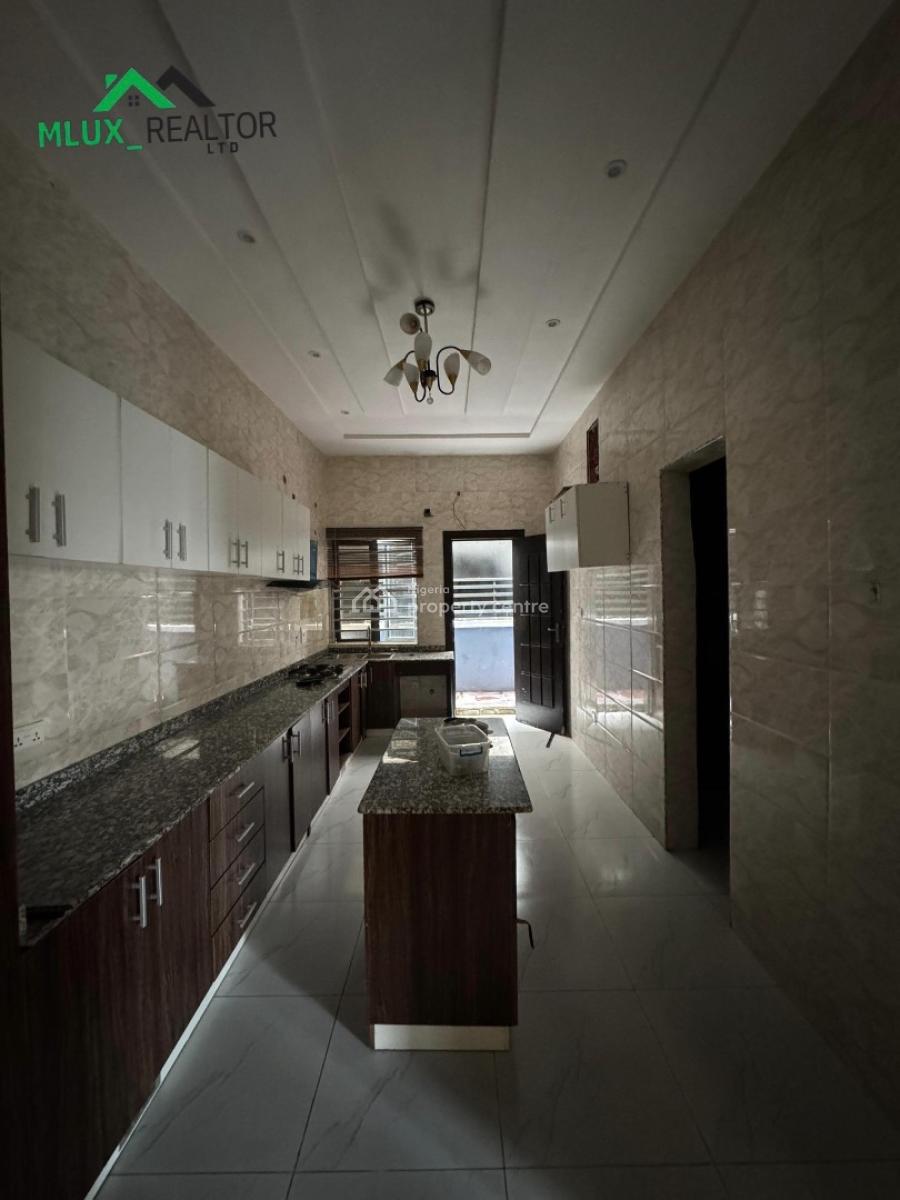 Maintained 4 Bedroom Semi-detached Duplex with Bq, Orchid, Lekki, Lagos, Semi-detached Duplex for Rent