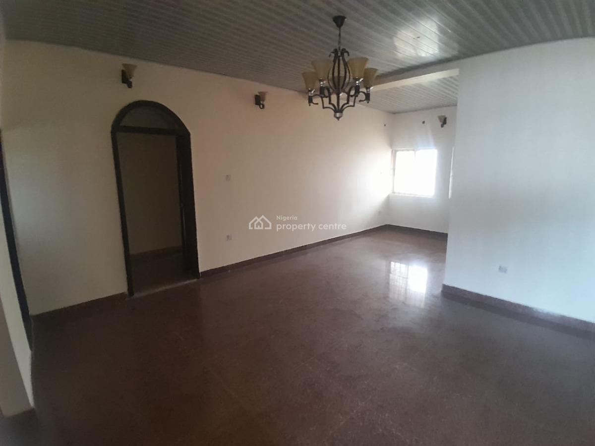 Well Built 3 Bedroom Flat on 2nd Floor, Mabushi, Abuja, Flat / Apartment for Rent