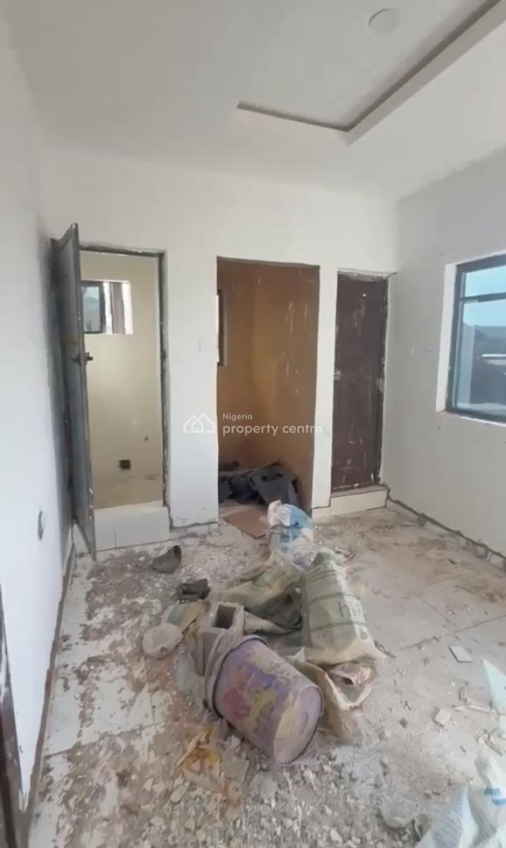 a Decent Lovely Room Self Contain, Shomolu, Lagos, Self Contain (single Rooms) for Sale