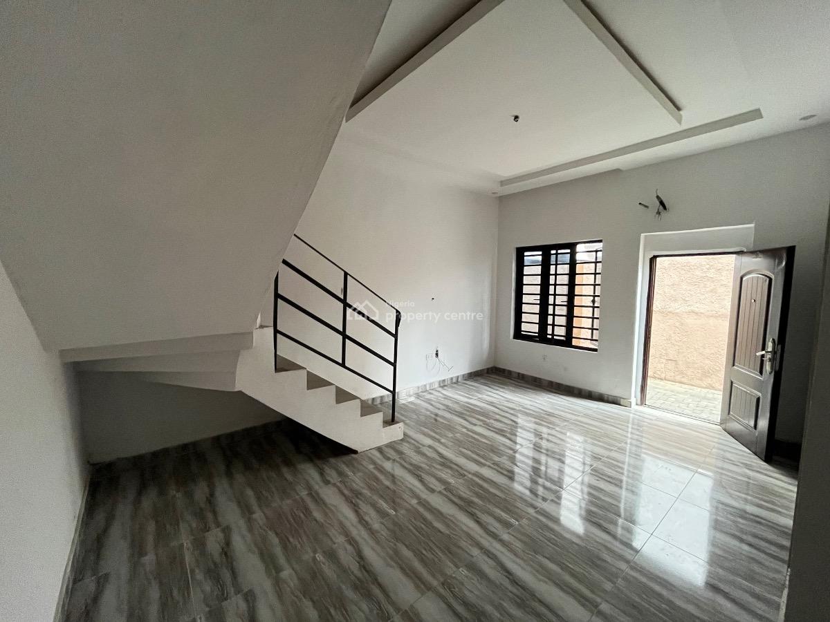 1 Bedroom Loft Apartment, Ilasan, Ikate, Lekki, Lagos, Mini Flat (room and Parlour) for Rent