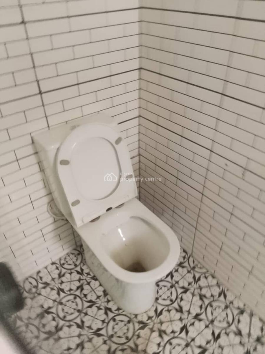 One Bedroom Flat, Lekki Phase 1, Lekki, Lagos, Mini Flat (room and Parlour) for Rent