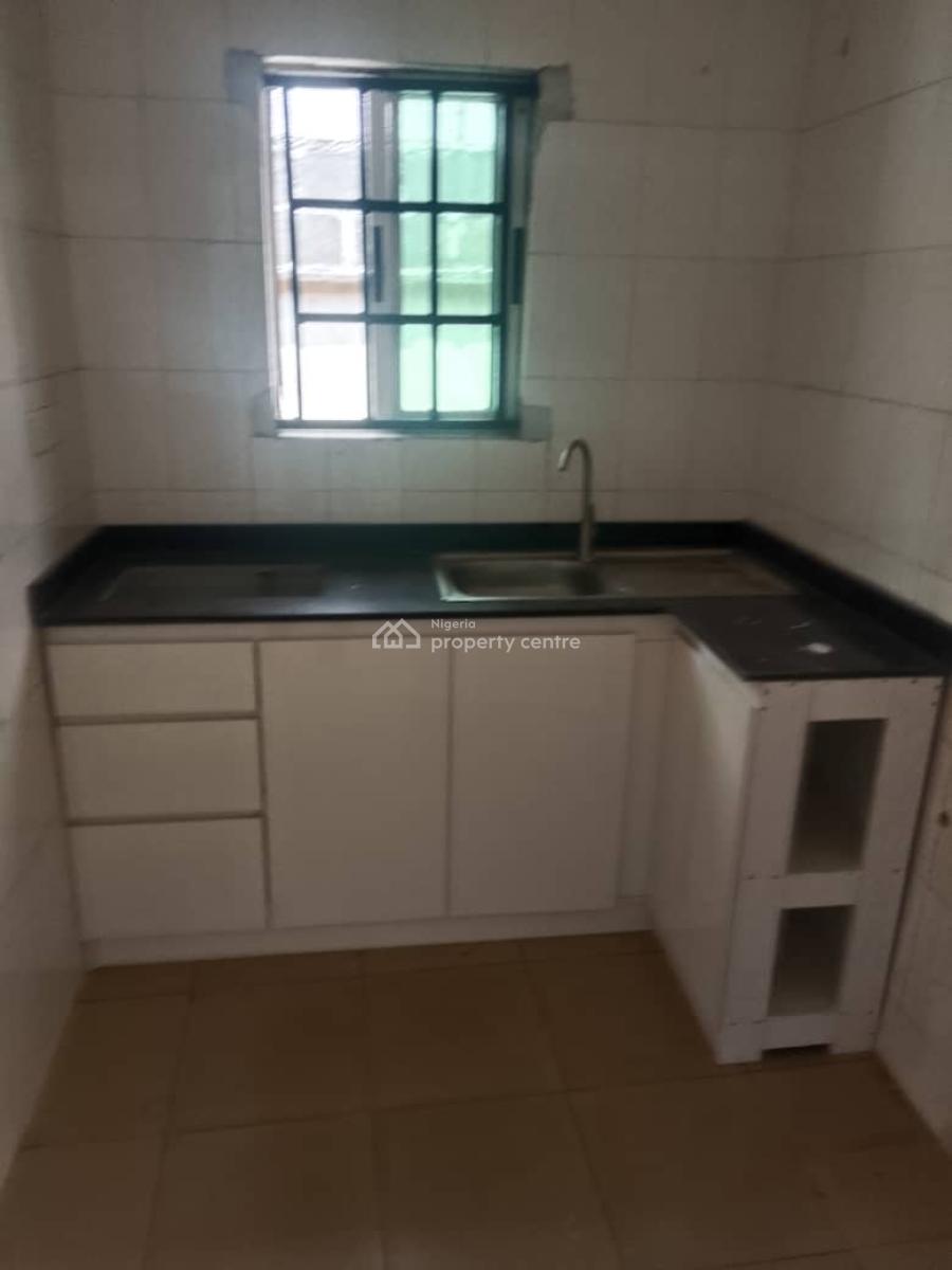 One Bedroom Flat, Lekki Phase 1, Lekki, Lagos, Mini Flat (room and Parlour) for Rent