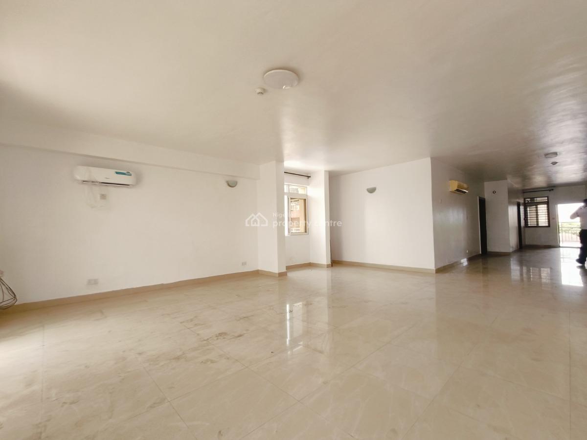 3 Bedroom Apartment with S/pool, Admiralty Close Lekki, Lekki Phase 1, Lekki, Lagos, Flat / Apartment for Rent