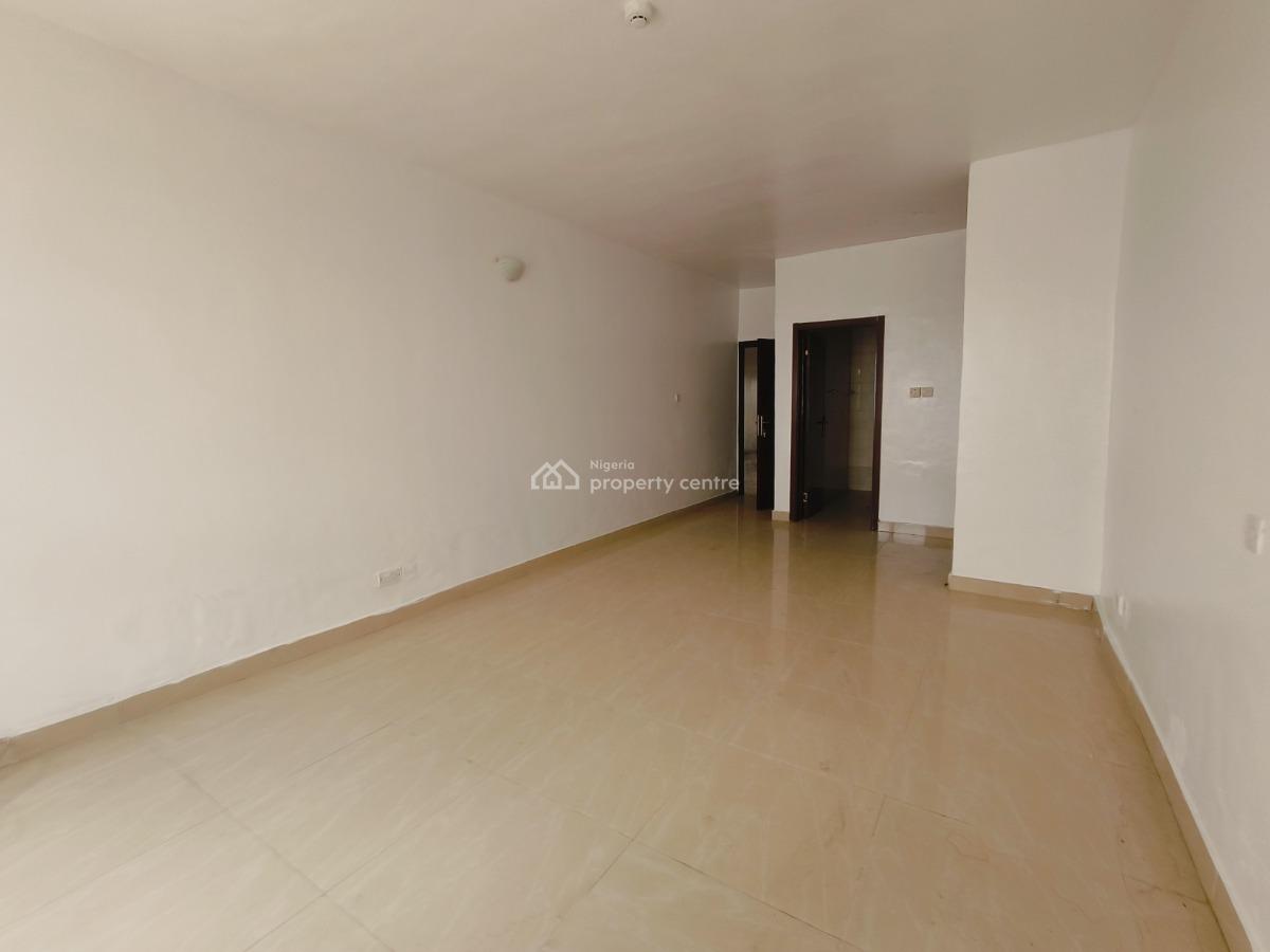3 Bedroom Apartment with S/pool, Admiralty Close Lekki, Lekki Phase 1, Lekki, Lagos, Flat / Apartment for Rent
