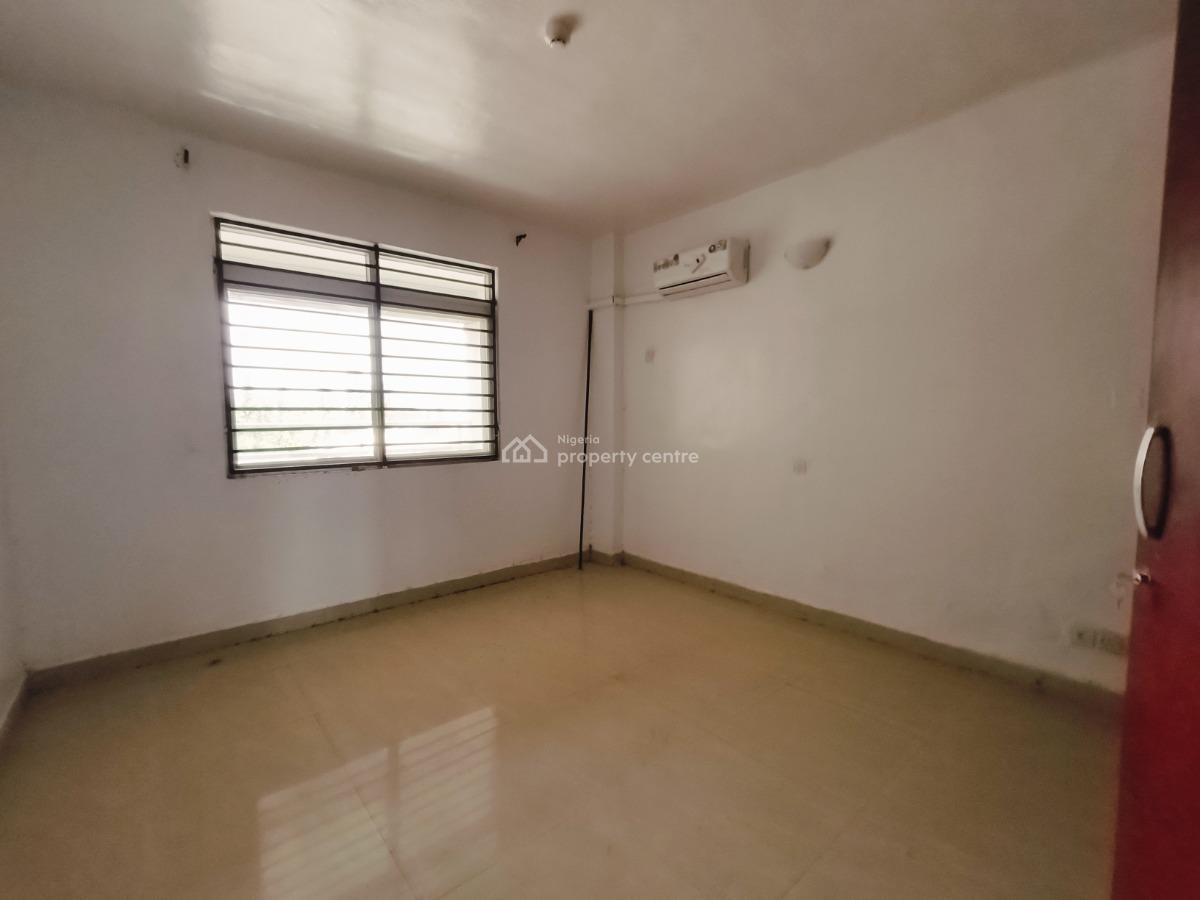 3 Bedroom Apartment with S/pool, Admiralty Close Lekki, Lekki Phase 1, Lekki, Lagos, Flat / Apartment for Rent