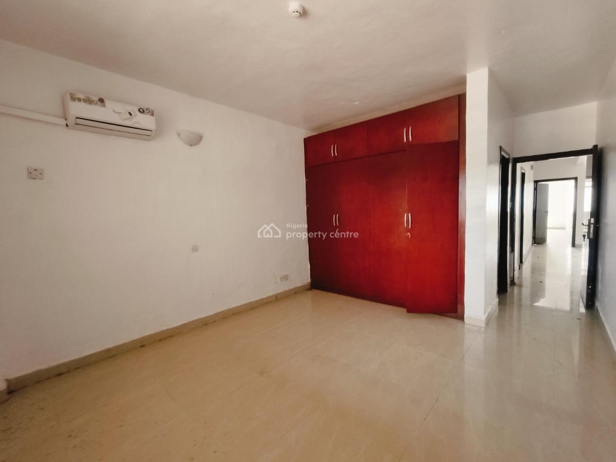 3 Bedroom Apartment with S/pool, Admiralty Close Lekki, Lekki Phase 1, Lekki, Lagos, Flat / Apartment for Rent