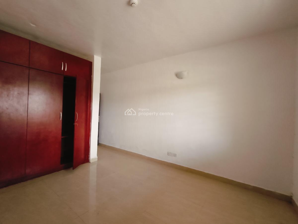3 Bedroom Apartment with S/pool, Admiralty Close Lekki, Lekki Phase 1, Lekki, Lagos, Flat / Apartment for Rent