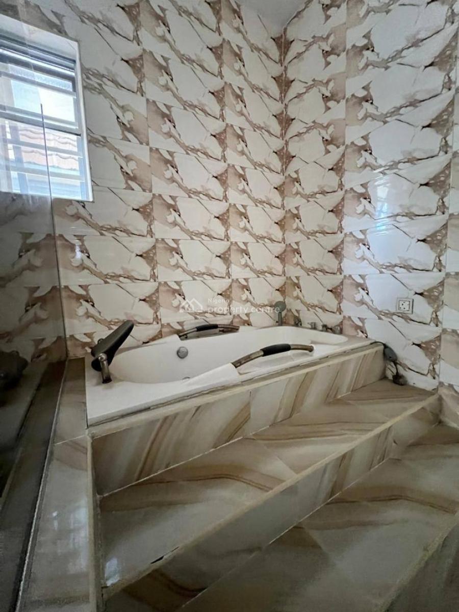 4 Bedroom Detached with a Room Bq and Spacious Living Room, Osapa, Lekki, Lagos, Detached Duplex for Sale