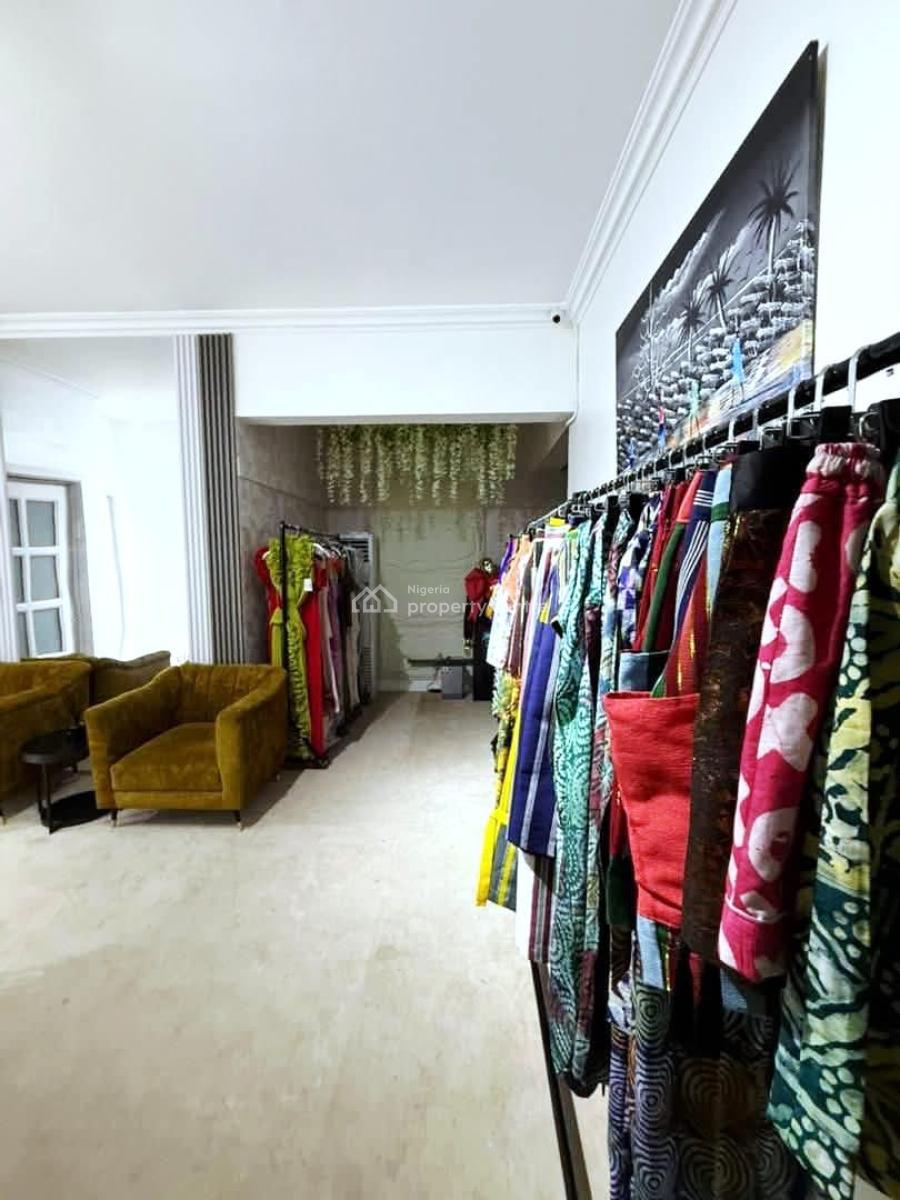 a Self Serviced 3 Bedroom Terraced, Lekki Phase 1, Lekki, Lagos, Office Space for Rent