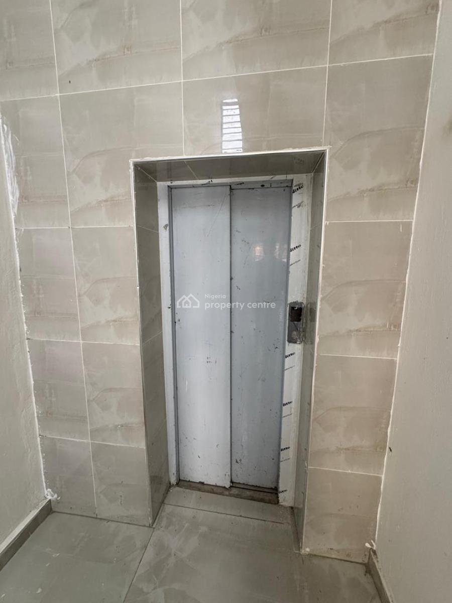 Beautiful 3 Bedroom Apartment with Bq, Pool & Elevator, Lekki Phase 1, Lekki, Lagos, Flat / Apartment for Sale