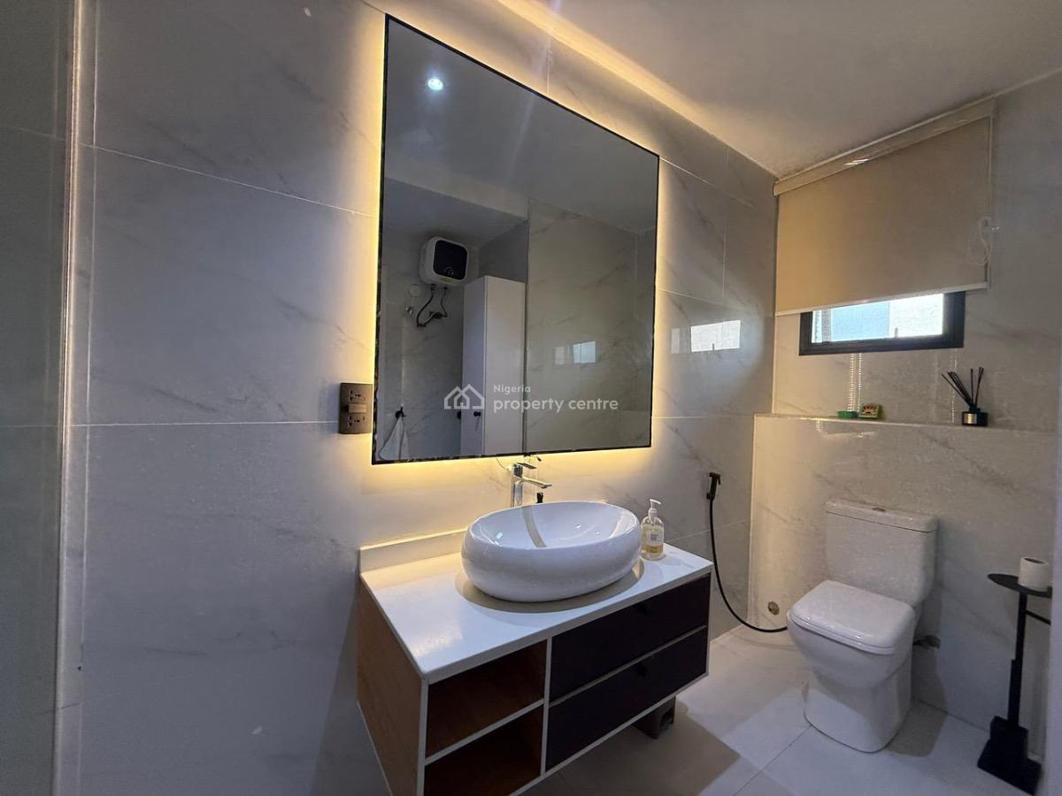 3-bedroom Penthouse, Lekki Phase 1, Lekki, Lagos, Flat / Apartment for Sale