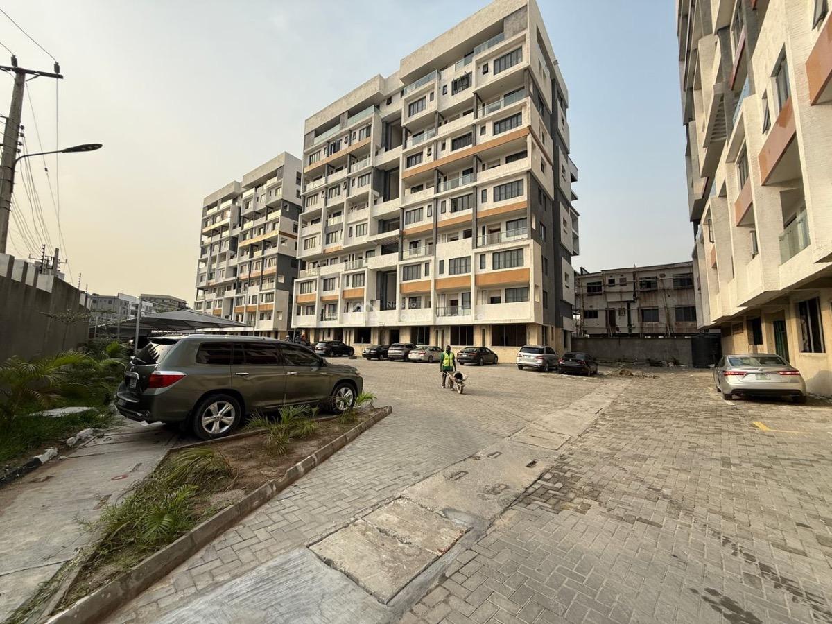 3-bedroom Penthouse, Lekki Phase 1, Lekki, Lagos, Flat / Apartment for Sale