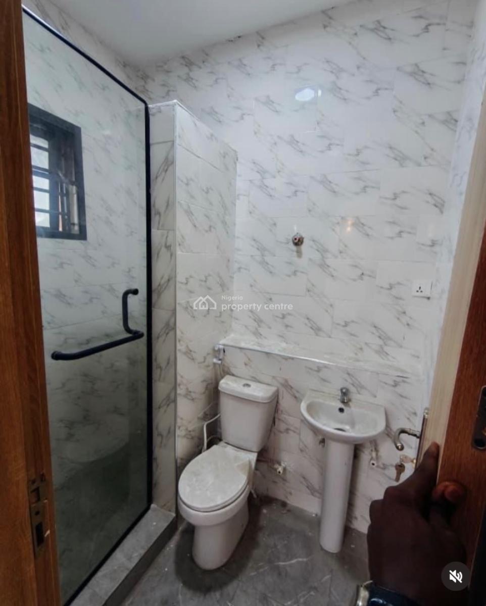 Newly Built 2 Bedroom Apartment, Yaba, Lagos, Block of Flats for Sale