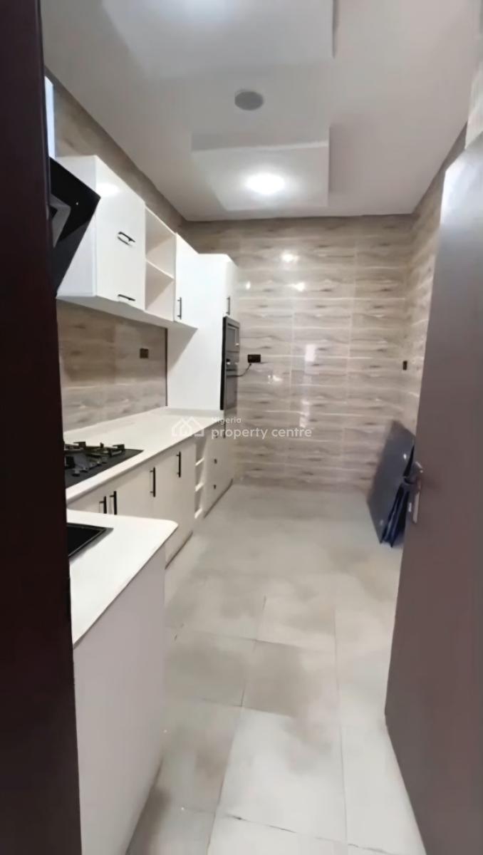 Well Maintained 2 Bedroom Apartment with a Bq ., Lekki Scheme2 Abraham Adesanya, Ajah, Lagos, Flat / Apartment for Sale