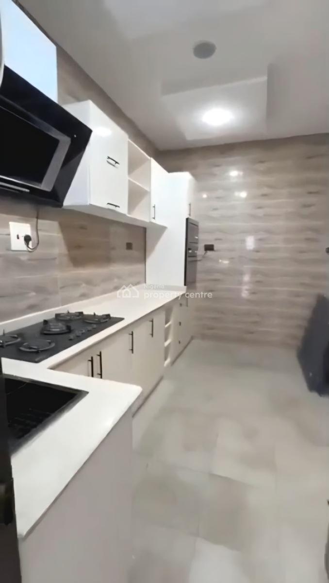 Well Maintained 2 Bedroom Apartment with a Bq ., Lekki Scheme2 Abraham Adesanya, Ajah, Lagos, Flat / Apartment for Sale
