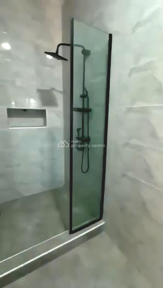 Well Maintained 2 Bedroom Apartment with a Bq ., Lekki Scheme2 Abraham Adesanya, Ajah, Lagos, Flat / Apartment for Sale