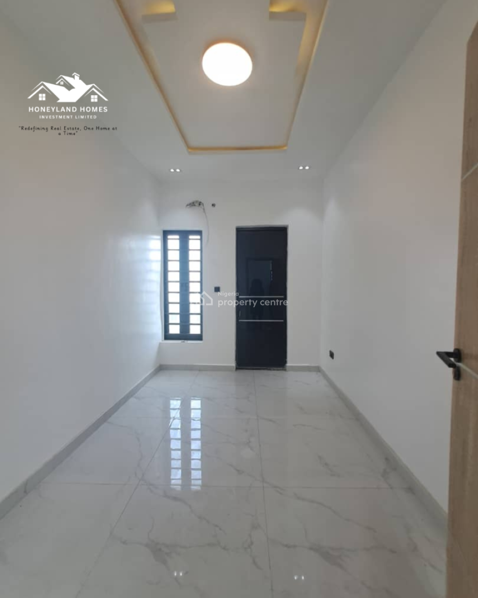 Stunning 5 Bedroom Spacious Compound, Royal Garden, Ajah, Lagos, Detached Duplex for Sale