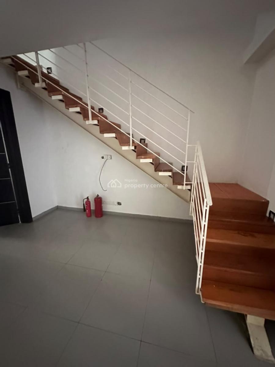 Spacious Fully Serviced 4 Bedroom Terrace Duplex with Bq, Platinum Way, Ikate, Lekki, Lagos, Terraced Duplex for Rent