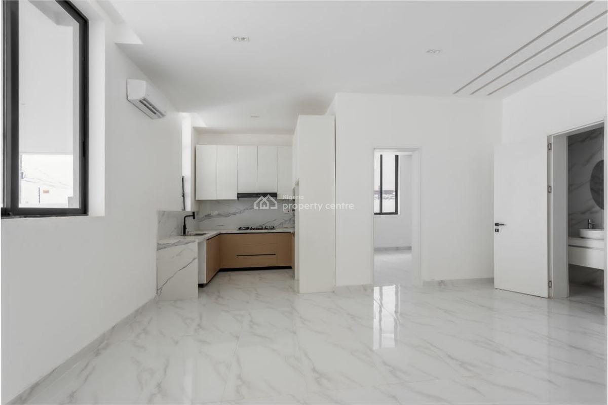 Luxury 2 Bedroom Apartment, Lekki Phase 1, Lekki, Lagos, Flat / Apartment for Sale