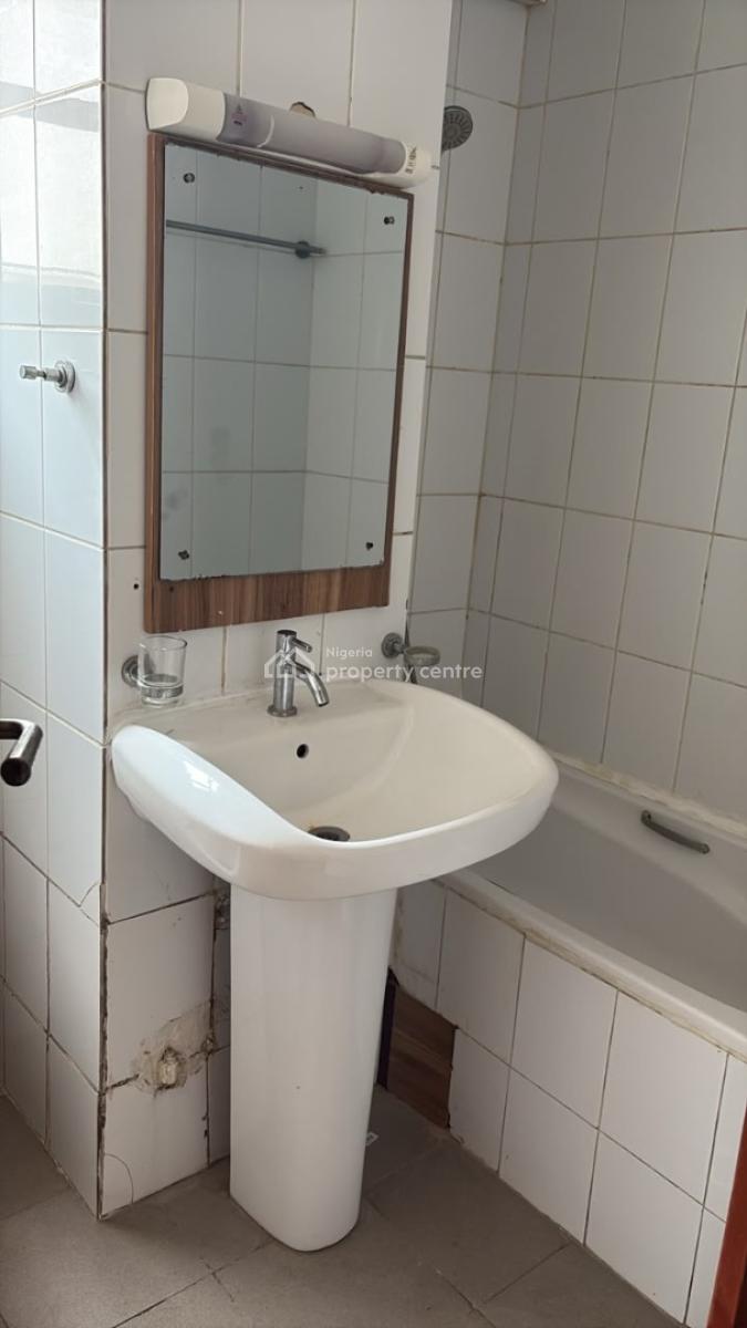 Well Maintained Specious 4 Bedroom Flat in 1004 Estate, 1004 Estate, Victoria Island (vi), Lagos, Flat / Apartment for Rent