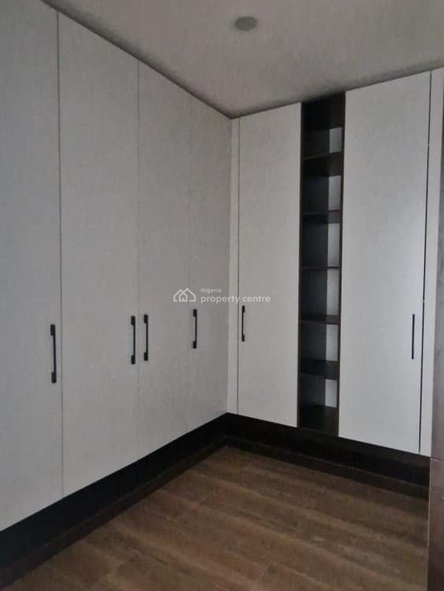 Well Built 4 Bedroom Apartments with En-suite Rooms, Banana Island Road, Ikoyi, Lagos, Flat / Apartment for Rent