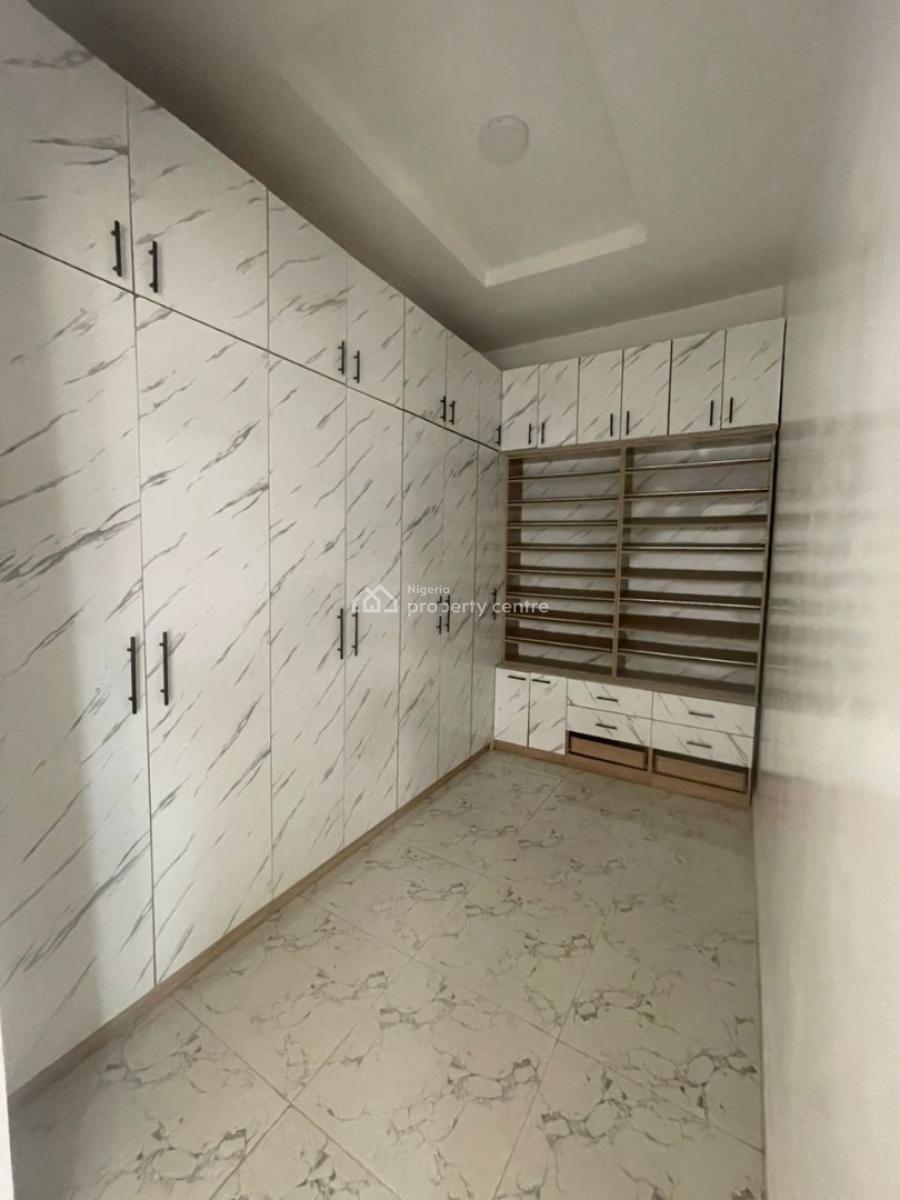 a Luxury 4bedroom Duplex with Top Notch Facilities, Lekki County, Lekki, Lagos, Terraced Duplex for Sale