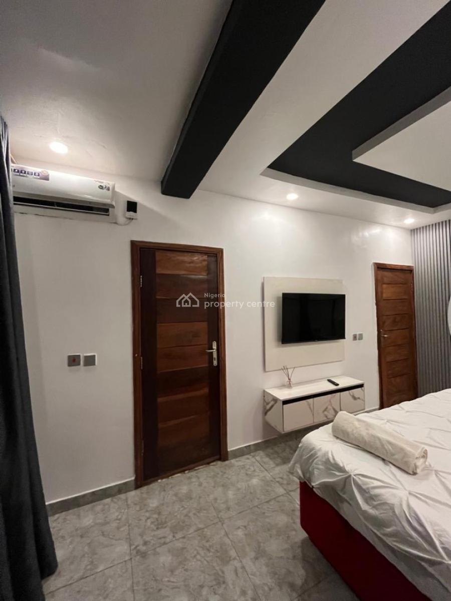 2bedroom Apartment with Swimming Pool, Gym, Snooker Board, Table Tenni, Victoria Island (vi), Lagos, Flat / Apartment Short Let
