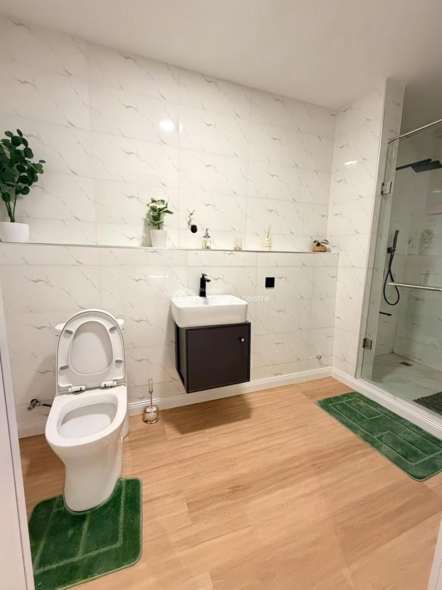2bedroom Apartment with Swimming Pool, Gym, Snooker Board, Table Tenni, Lekki Phase 1, Lekki, Lagos, Flat / Apartment Short Let