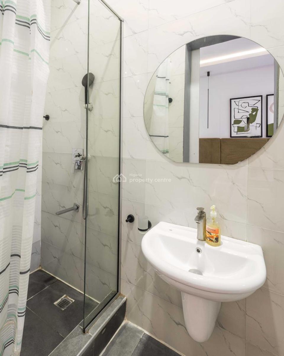 1bedroom Apartment with Swimming Pool, Gym, Snooker Board, Table Tenni, Lekki Phase 1, Lekki, Lagos, House Short Let