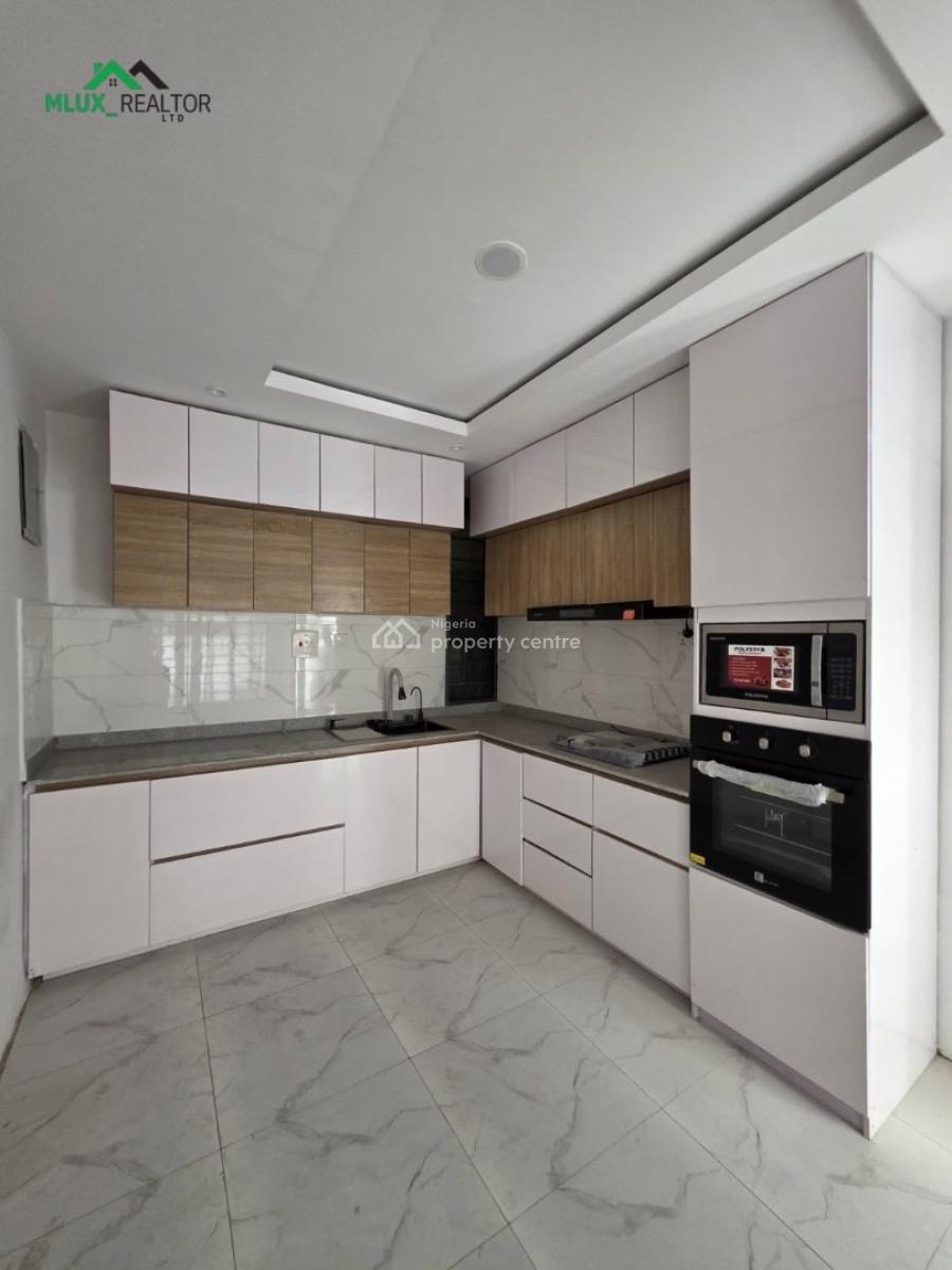 4-bedroom Semi-detached Duplex with Bq, Ologolo, Ologolo, Lekki, Lagos, Semi-detached Duplex for Sale