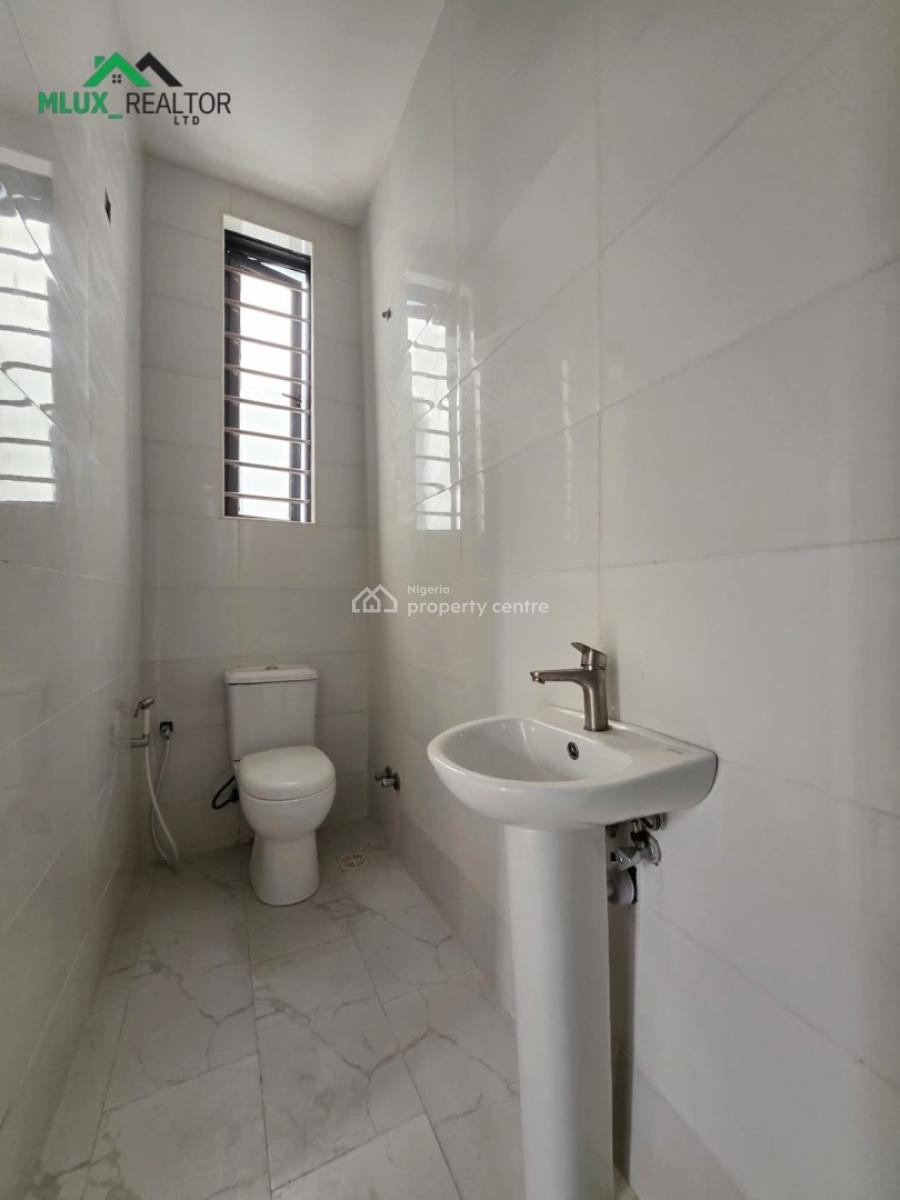 4-bedroom Semi-detached Duplex with Bq, Ologolo, Ologolo, Lekki, Lagos, Semi-detached Duplex for Sale