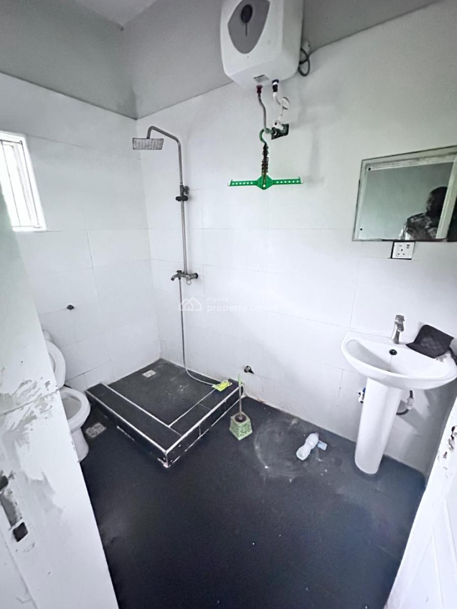 Spacious Luxury 1 Bedroom Flat with Excellent Features, Chevron Alternative Drive, Lekki, Lagos, Mini Flat (room and Parlour) for Rent