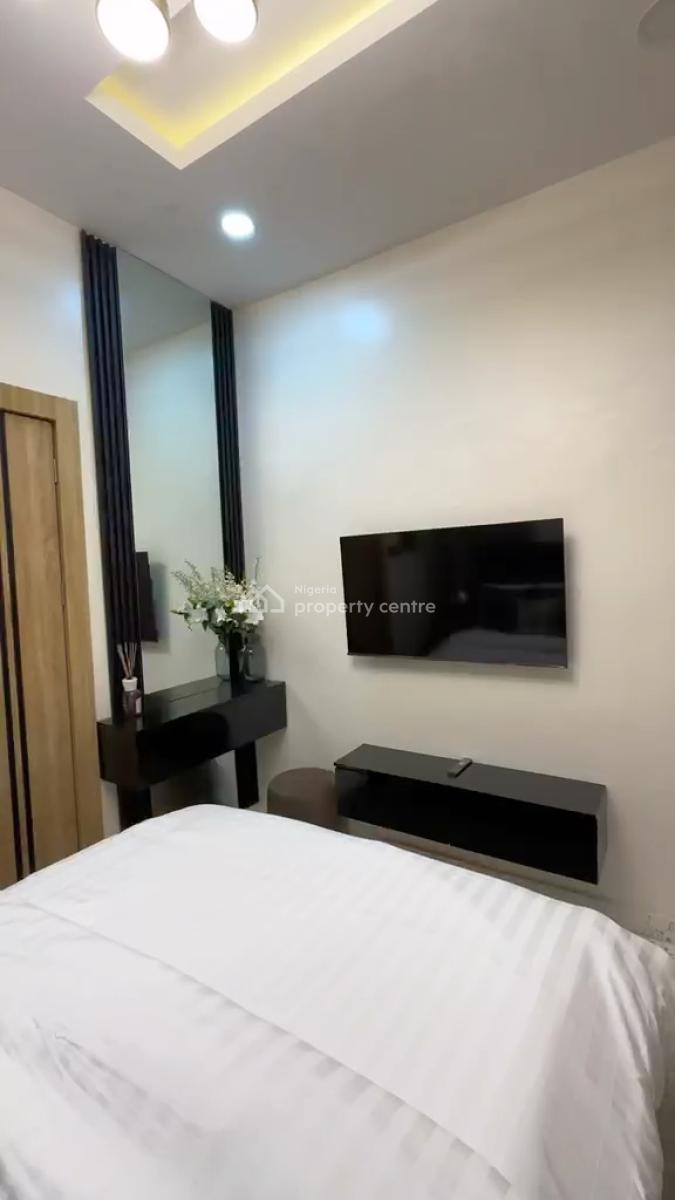 Luxurious Fully Furnished 2bedroom Apartment with Elevator Easy Access, Chevron, Lekki, Lagos, Flat / Apartment for Sale