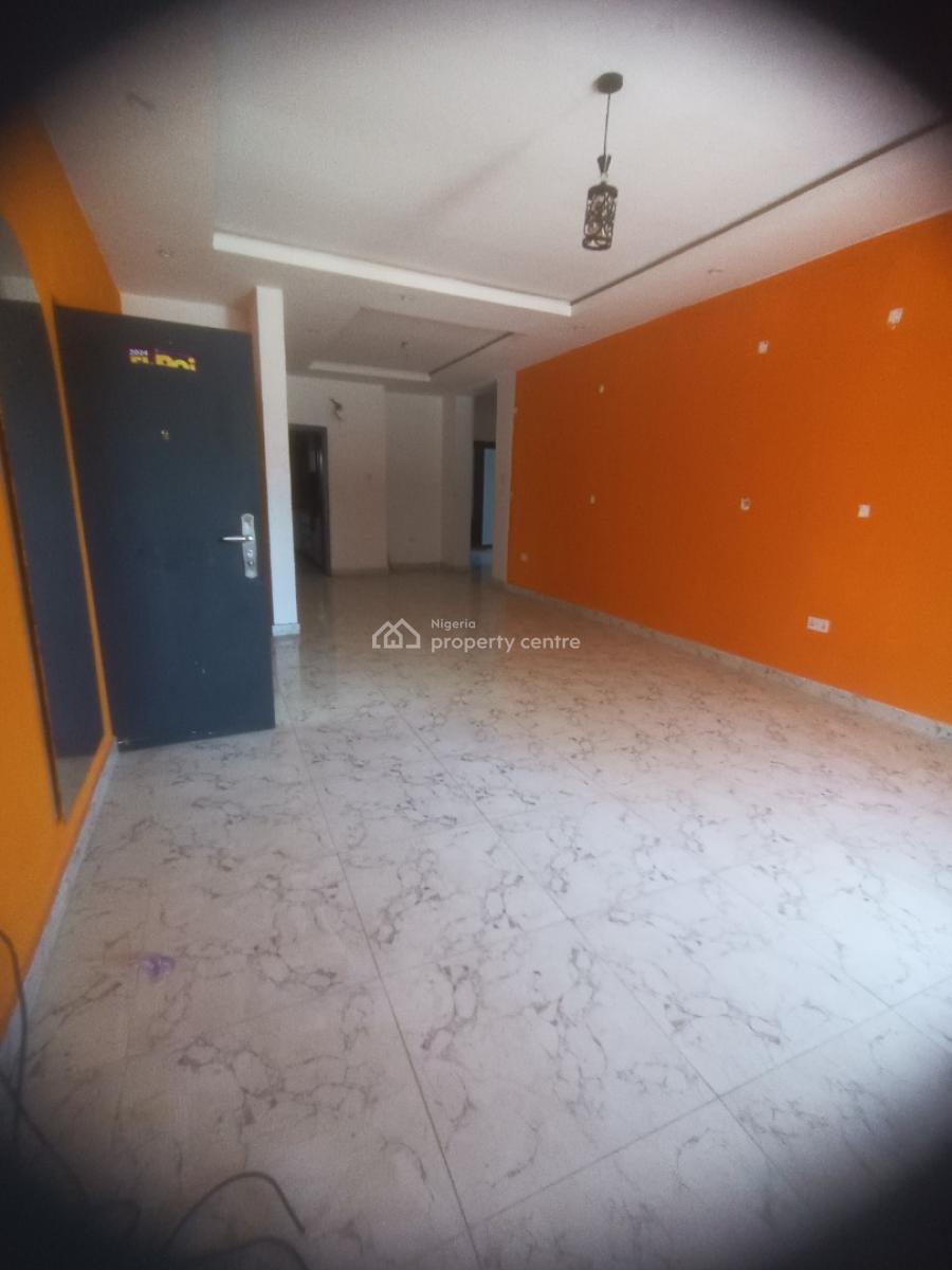 Well Maintained Ground Floor 3 Bedroom Flat Available in an Estate, Off Orchid Road, Lekki Expressway, Lekki, Lagos, Flat / Apartment for Rent