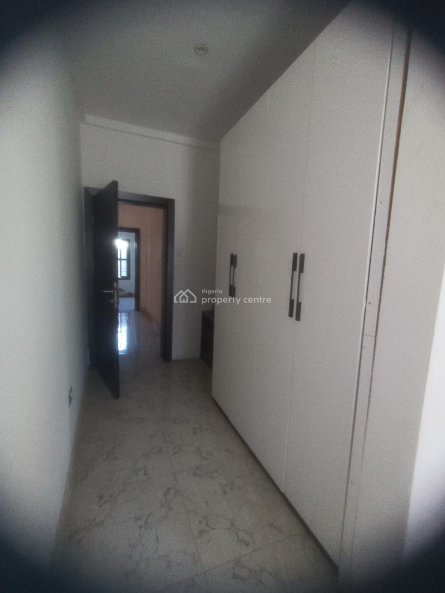 Well Maintained Ground Floor 3 Bedroom Flat Available in an Estate, Off Orchid Road, Lekki Expressway, Lekki, Lagos, Flat / Apartment for Rent