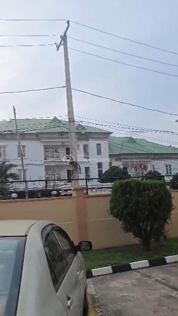 Spacious 3 Bedroom Apartment with Bq, Bourdillon, Ikoyi, Lagos, Flat / Apartment for Sale