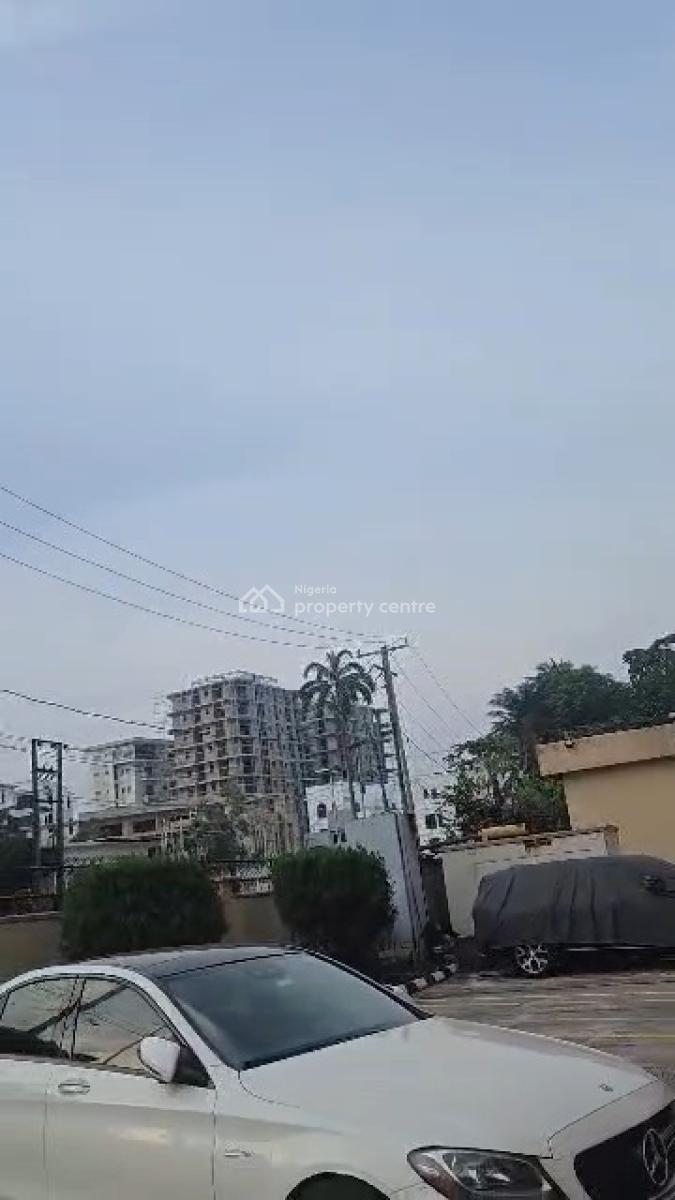Spacious 3 Bedroom Apartment with Bq, Bourdillon, Ikoyi, Lagos, Flat / Apartment for Sale